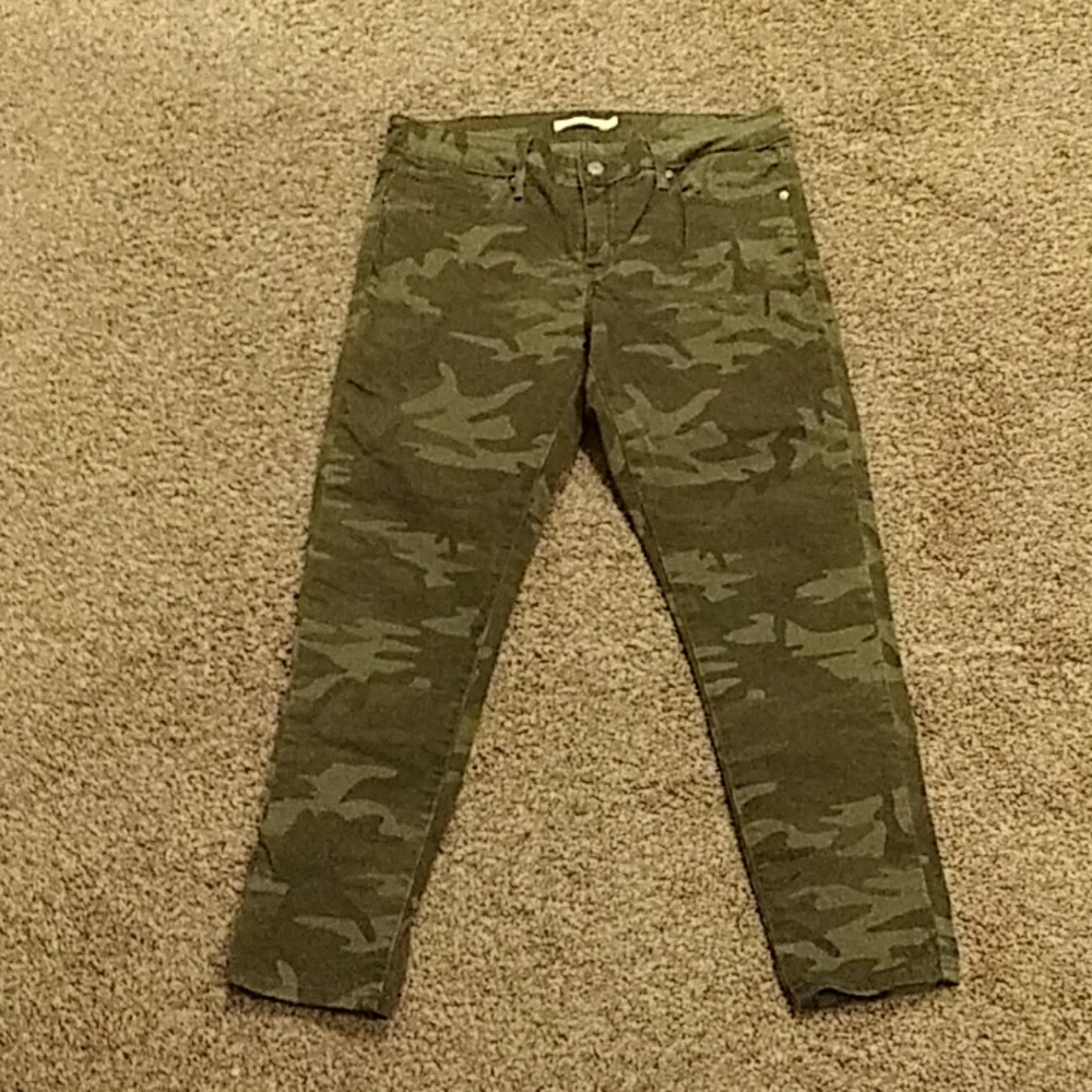Levi's camouflage jeans